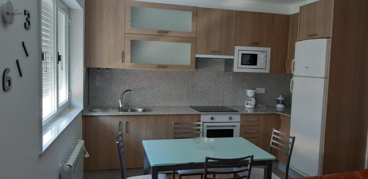 Apartamento Laura O Pindo Bagian luar foto
